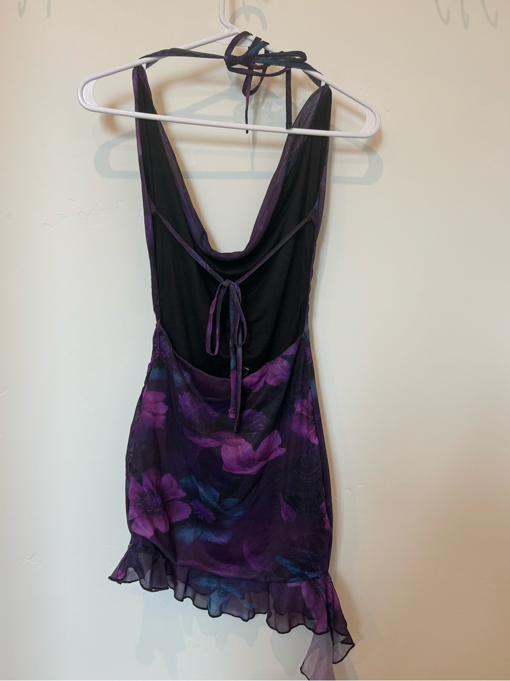 Windsor Purple Floral Halter Mini Dress - Picture 3 of 4